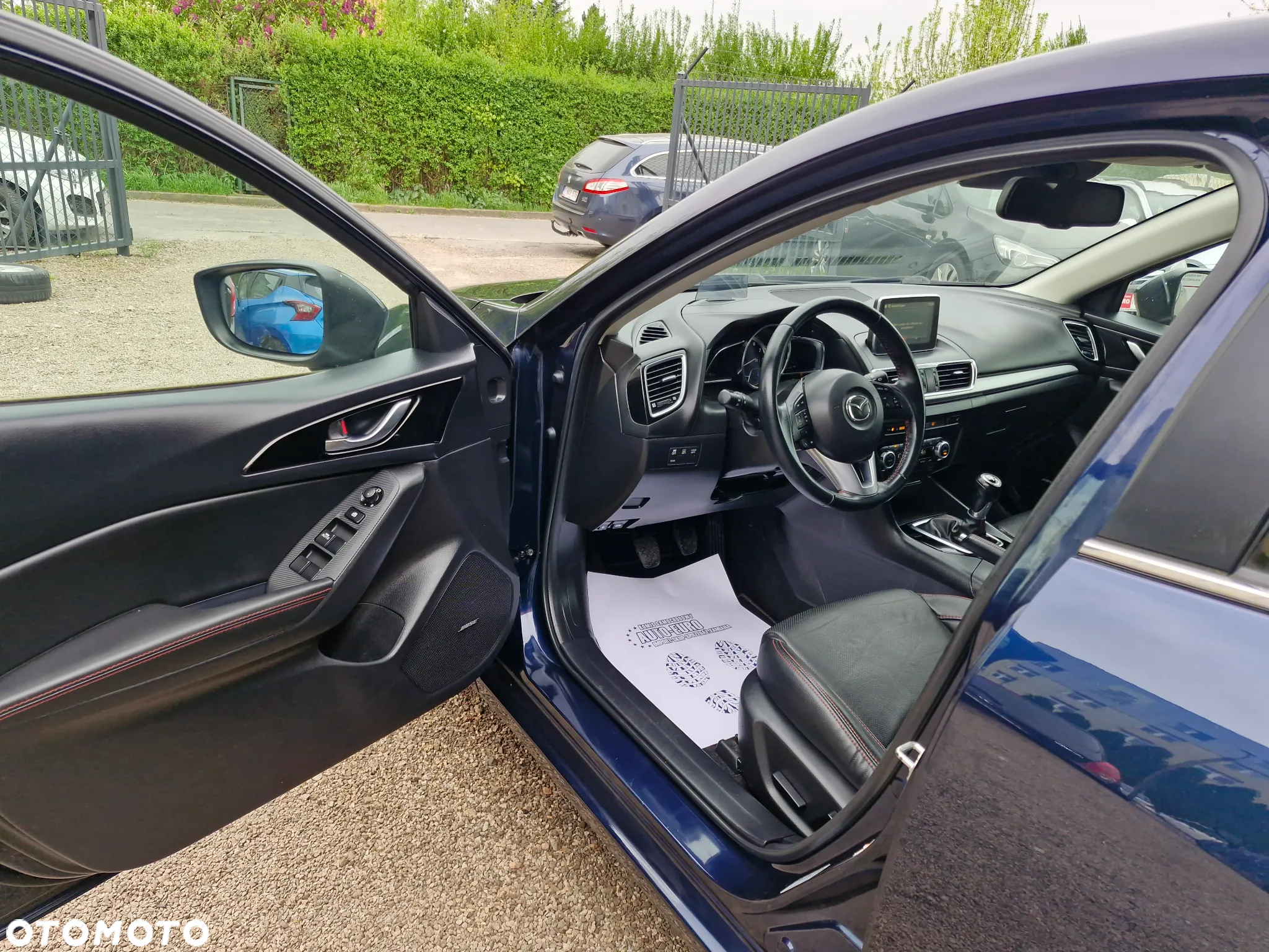 Mazda 3 - 10