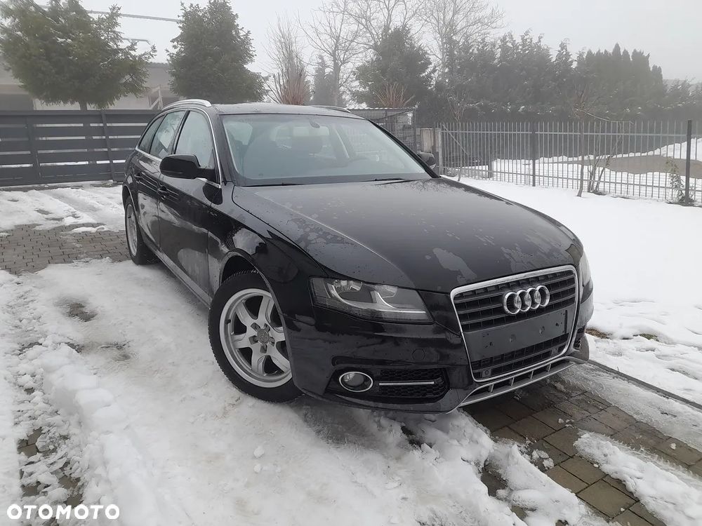 Audi A4 Avant - 4