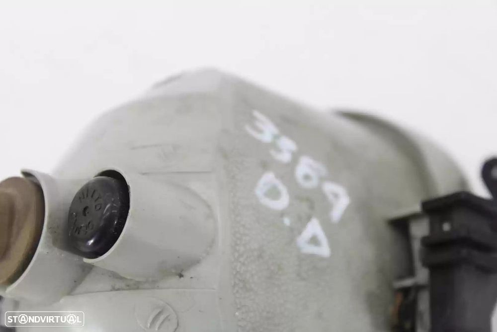 FAROL NEVOEIRO DIREITO HYUNDAI SANTA FÉ II 2007 -DER. - 2