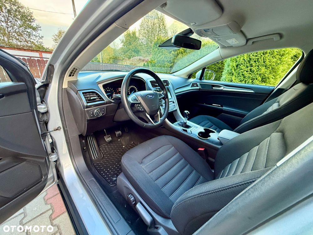 Ford Mondeo - 16