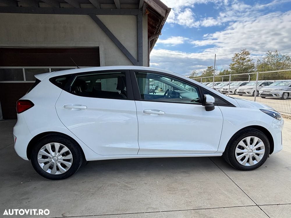 Ford Fiesta 1.1 Trend Connected - 11
