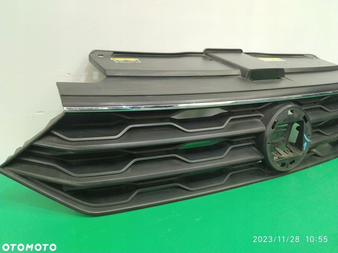 GRILL ATRAPA ZDERZAKA VW T-ROC 2GA853651R - 2