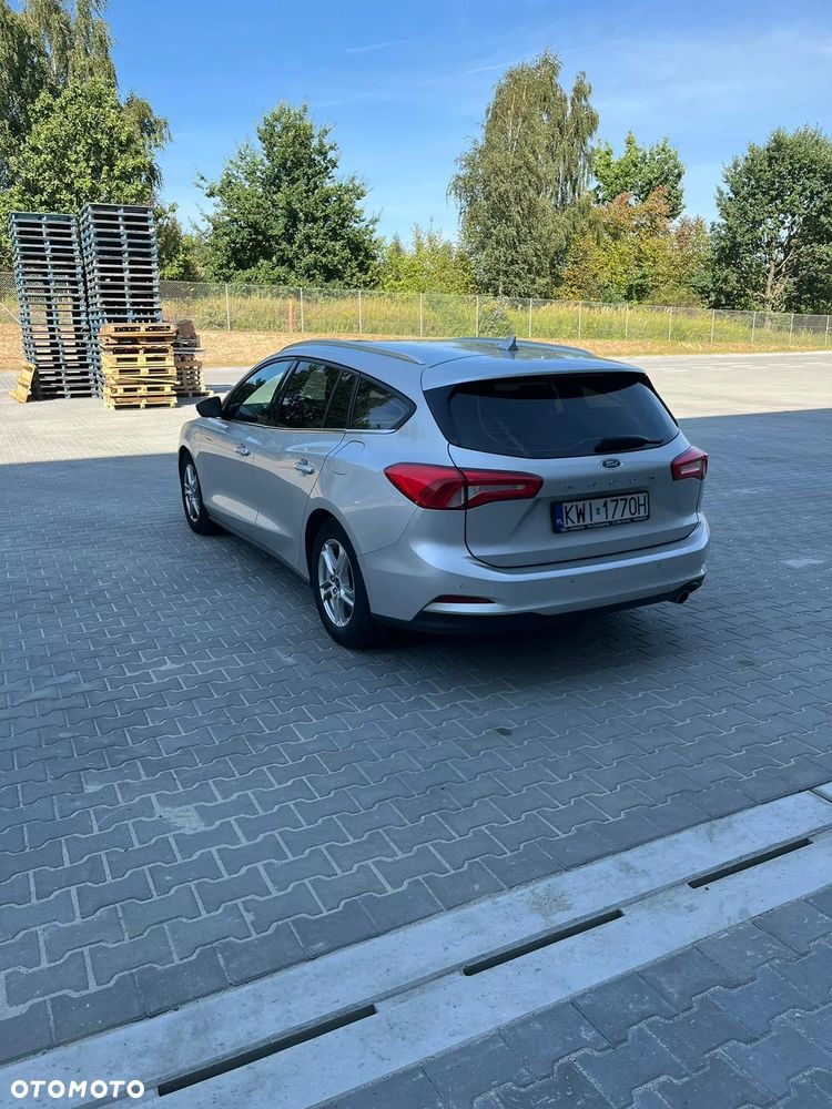 Ford Focus 1.5 EcoBlue Active - 4