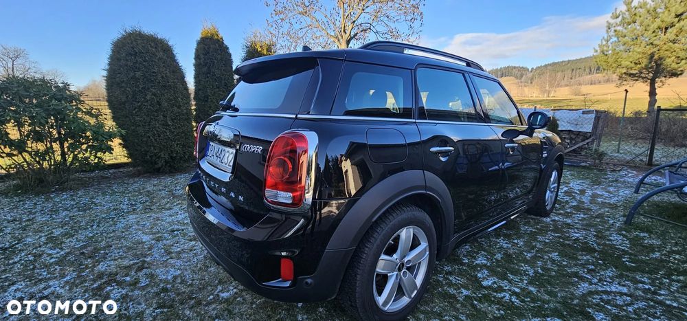 MINI Countryman Cooper Essential Trim - 11