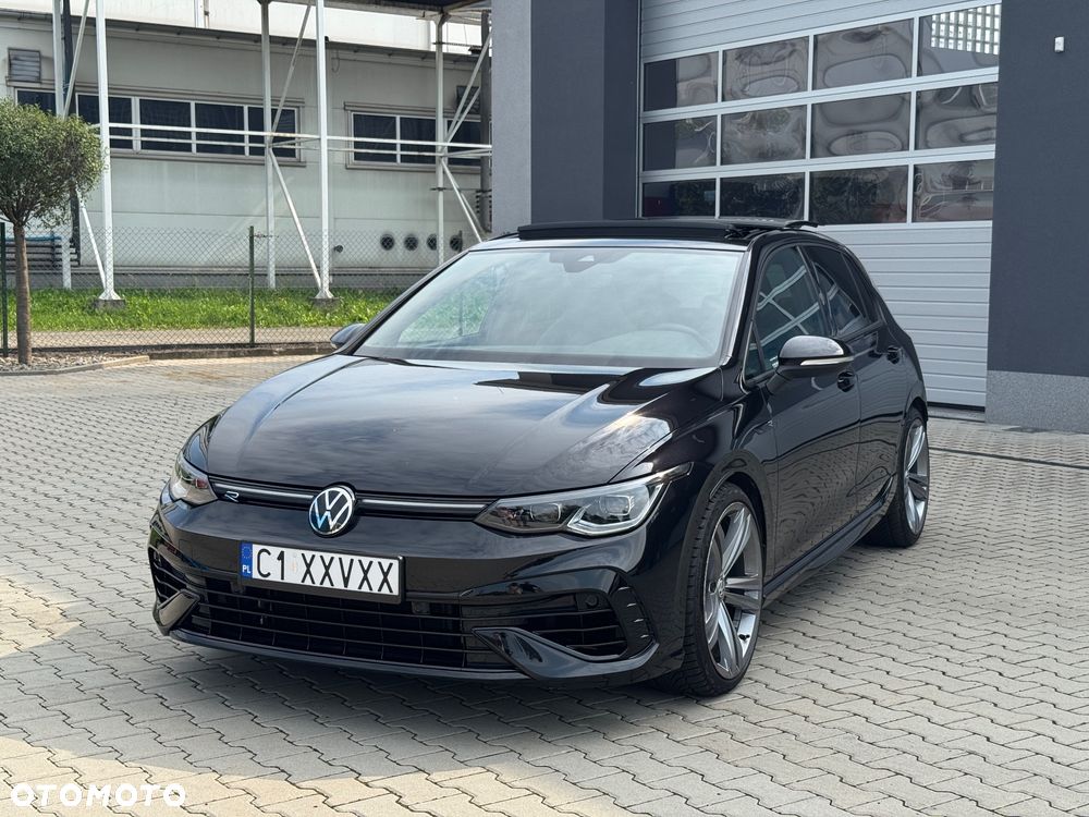 Volkswagen Golf - 2