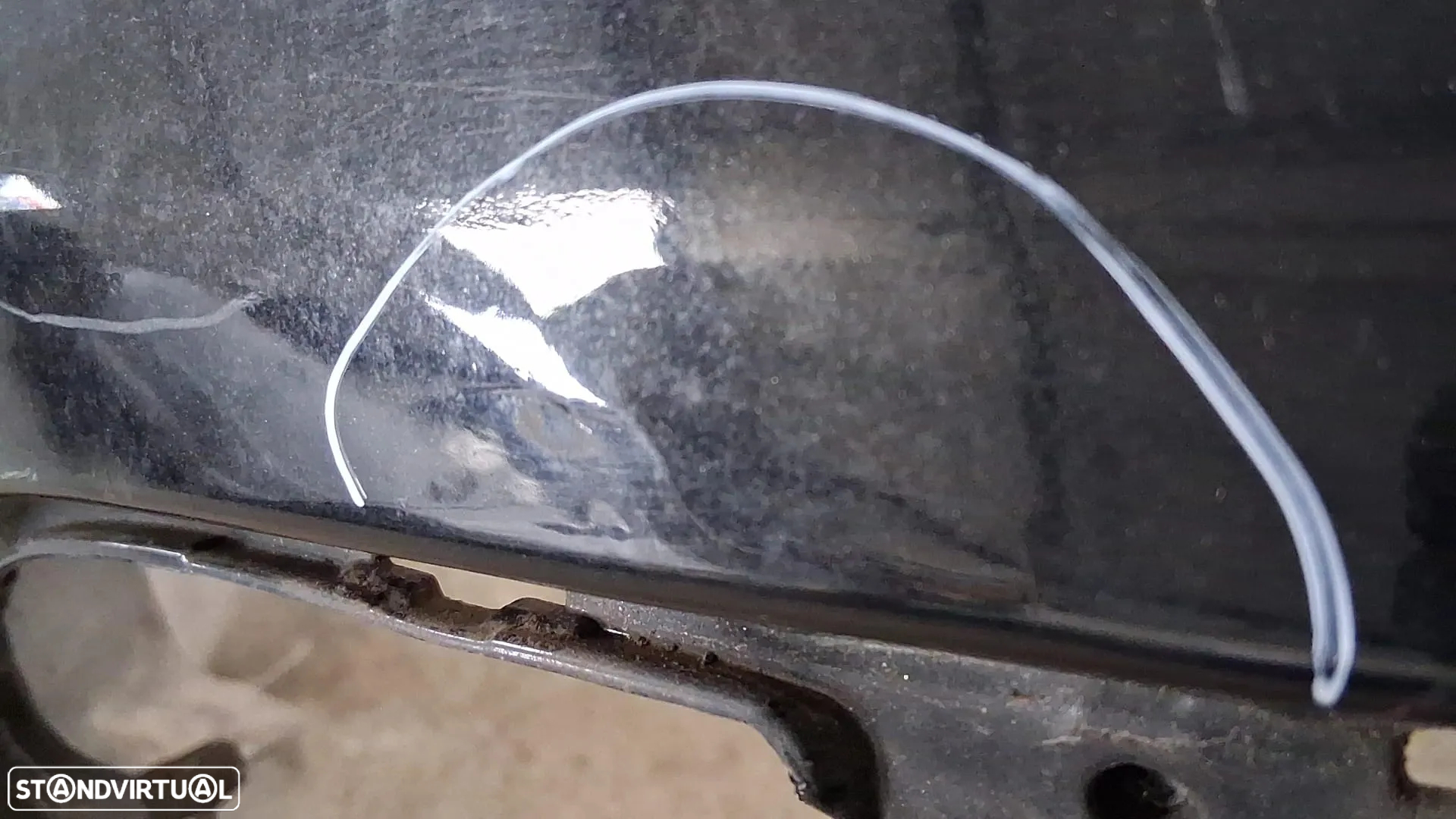 Para-choques traseiro Toyota Yaris P13 2014-2017 - 4