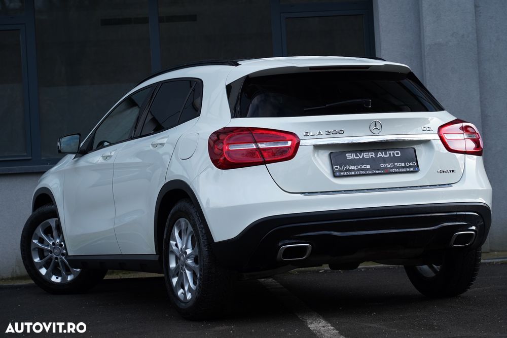 Mercedes-Benz GLA 200 (CDI) d 4Matic 7G-DCT AMG Line - 14