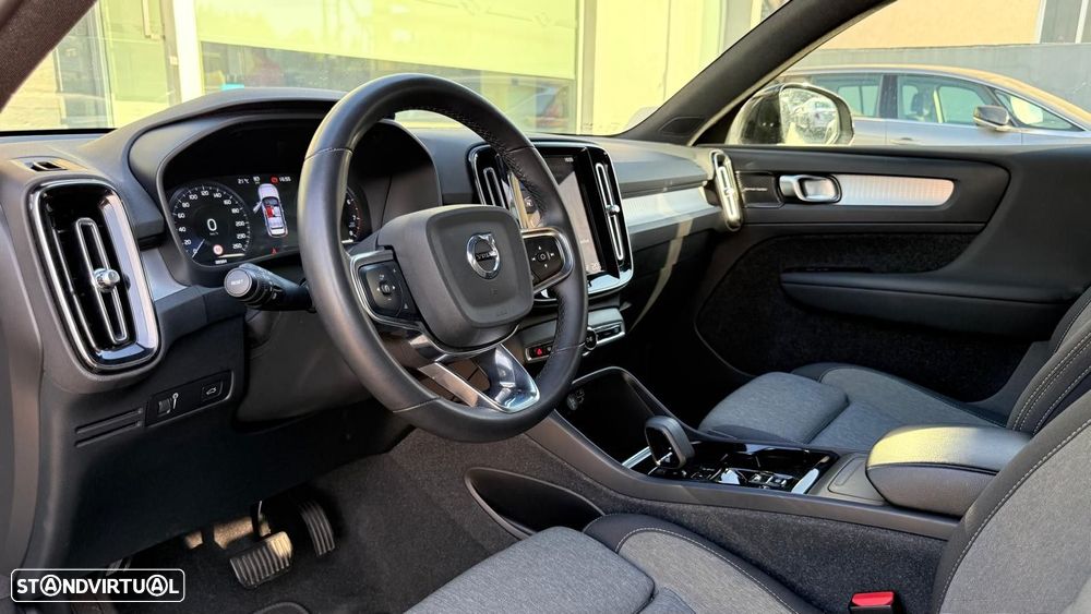 Volvo XC 40 1.5 T2 Plus Dark Auto - 13