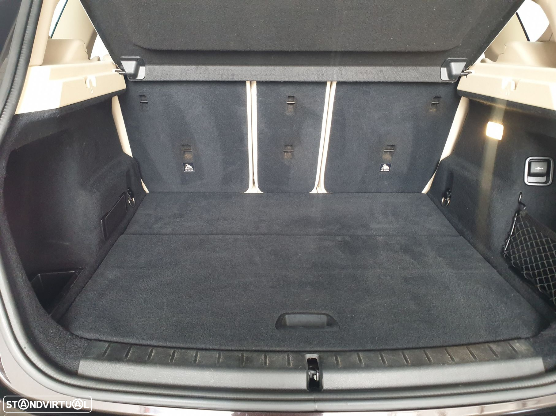 BMW 216 Active Tourer d - 29