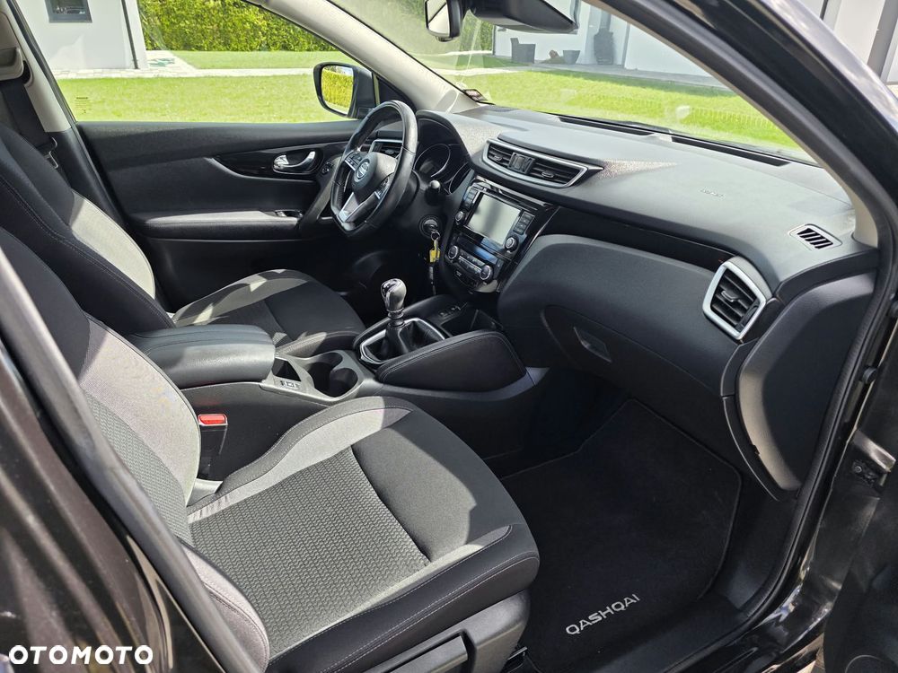 Nissan Qashqai 1.3 DIG-T Acenta EU6d - 16