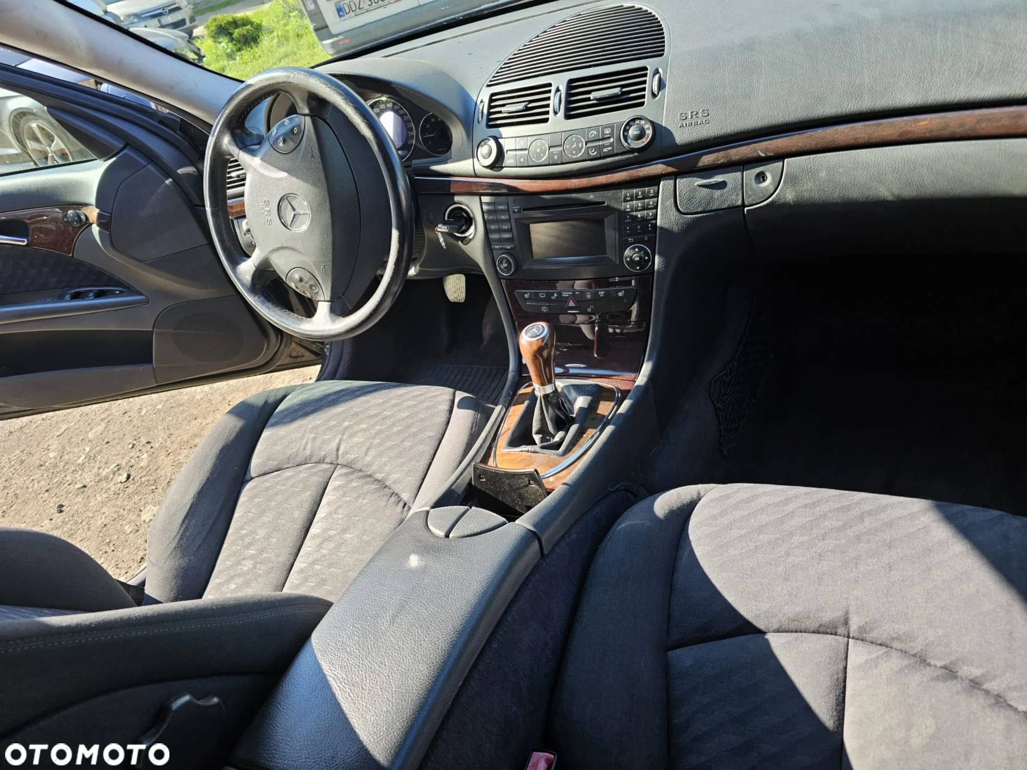Mercedes-Benz Klasa E - 12
