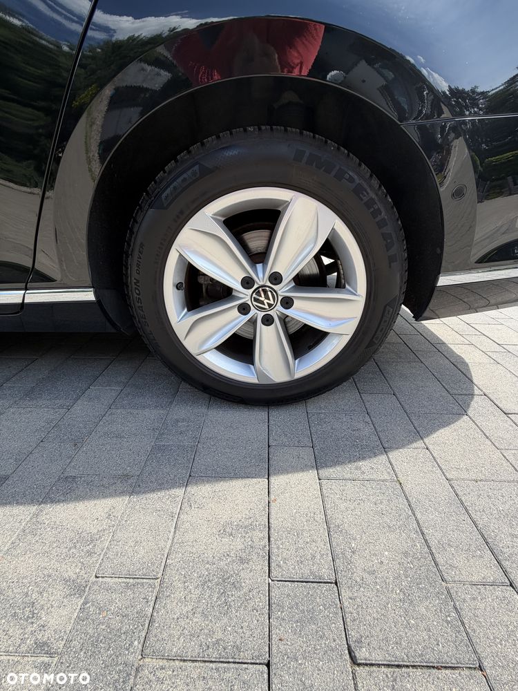 Volkswagen Passat 2.0 TSI Elegance DSG - 9