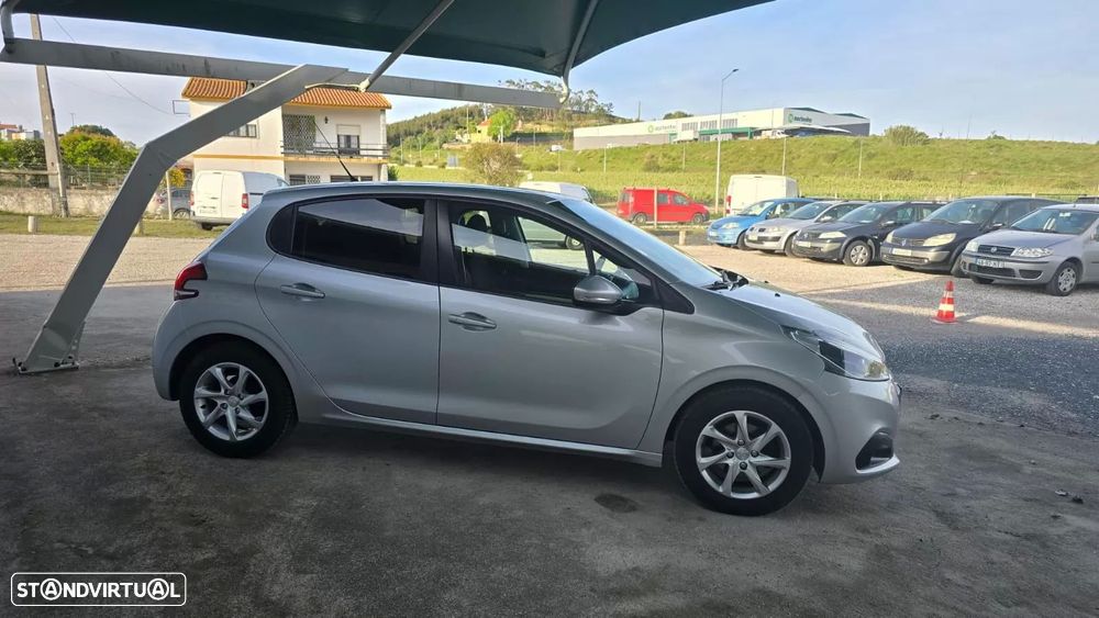 Peugeot 208 1.6 BlueHDi Active - 4