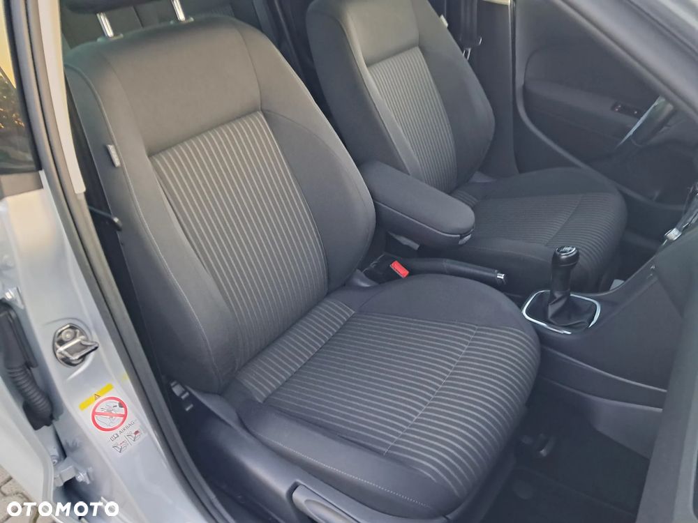 Volkswagen Polo - 26