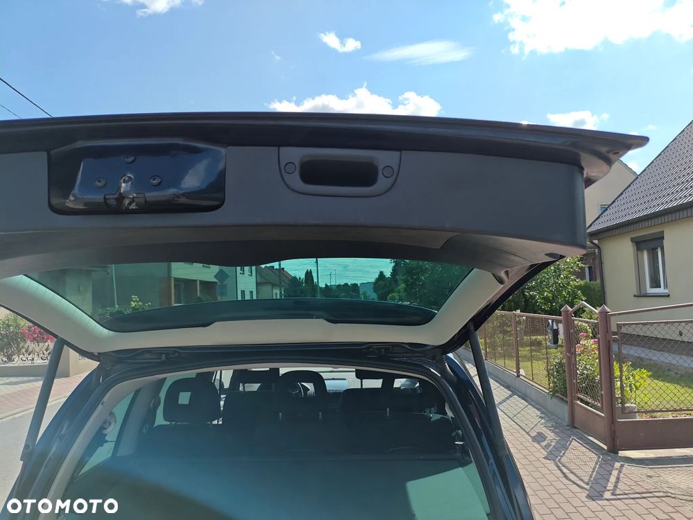 Volkswagen Sharan 2.0 TDI DPF Special - 23