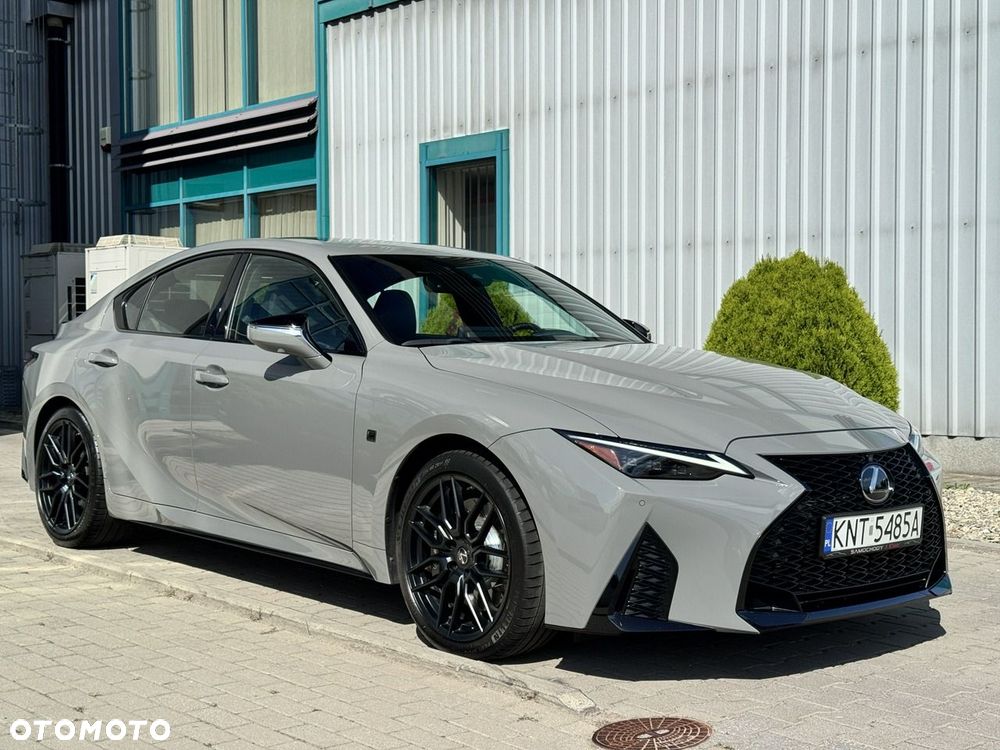 Lexus IS - 5