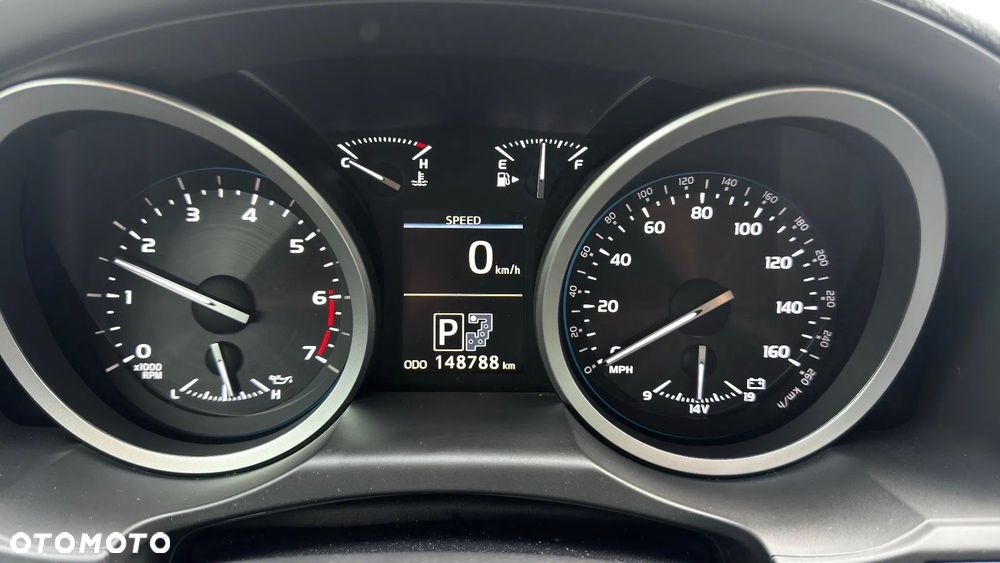 Toyota Land Cruiser - 15