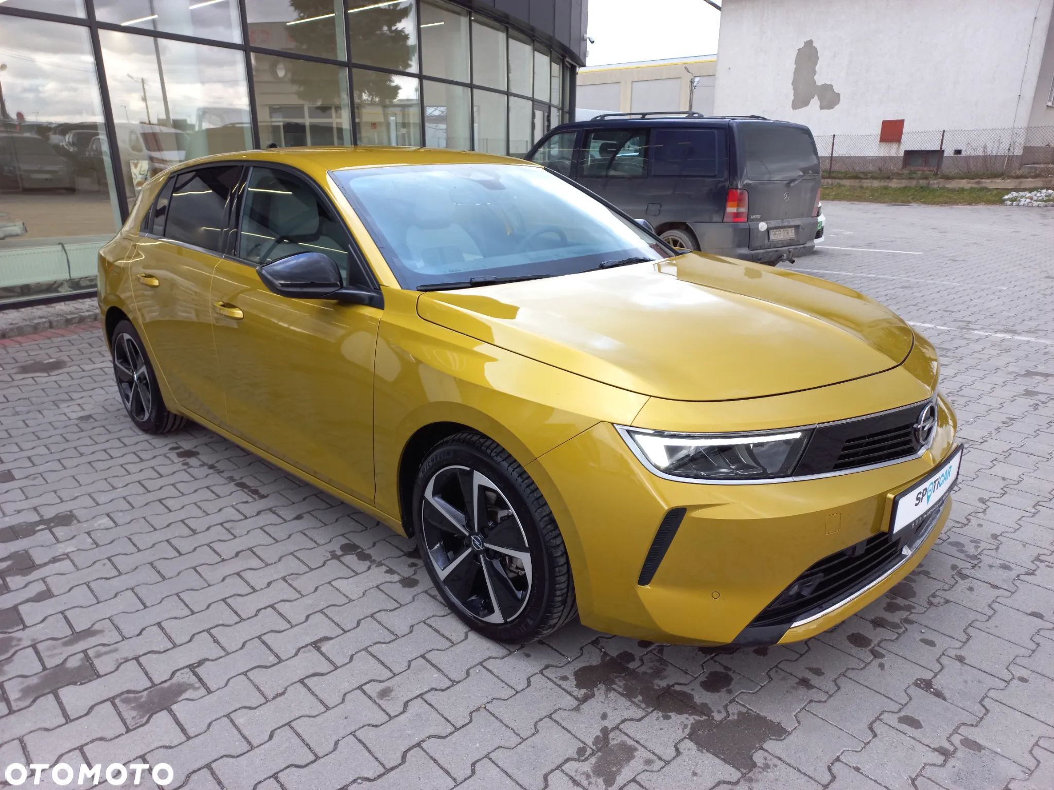 Opel Astra VI 1.2 T Elegance S&S - 3