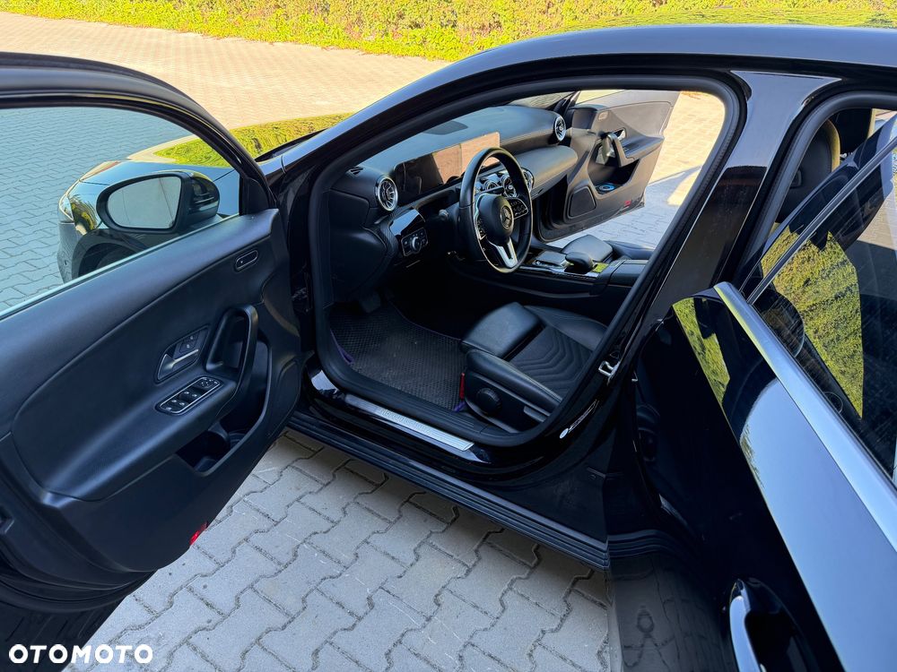 Mercedes-Benz Klasa A 180 Style 7G-DCT - 9