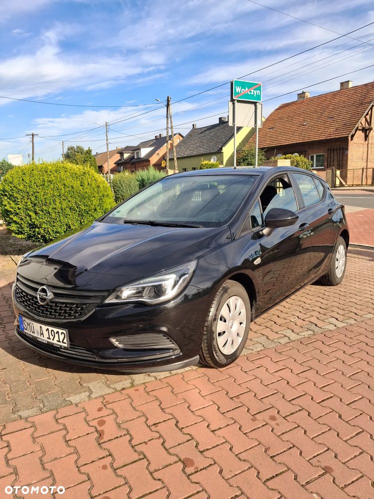 Opel Astra - 1
