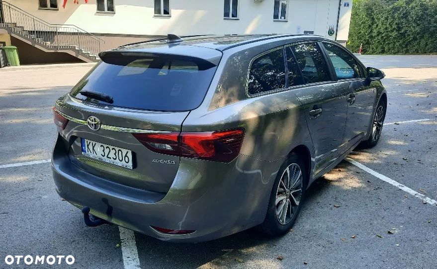 Toyota Avensis 2.0 D-4D Active Business - 6