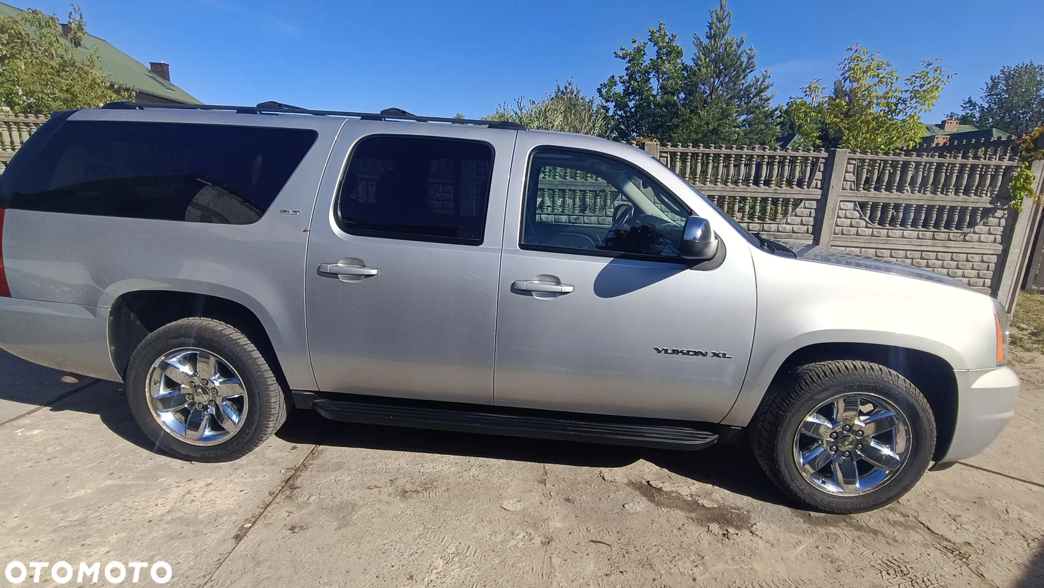 GMC Yukon - 16
