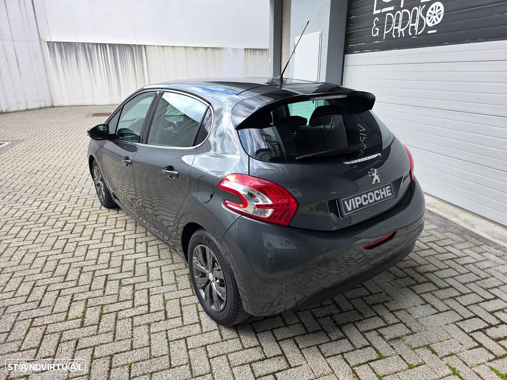 Peugeot 208 1.6 e-HDi Allure - 29