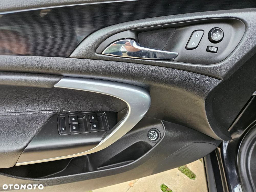 Opel Insignia 2.0 CDTI Cosmo S&S - 9