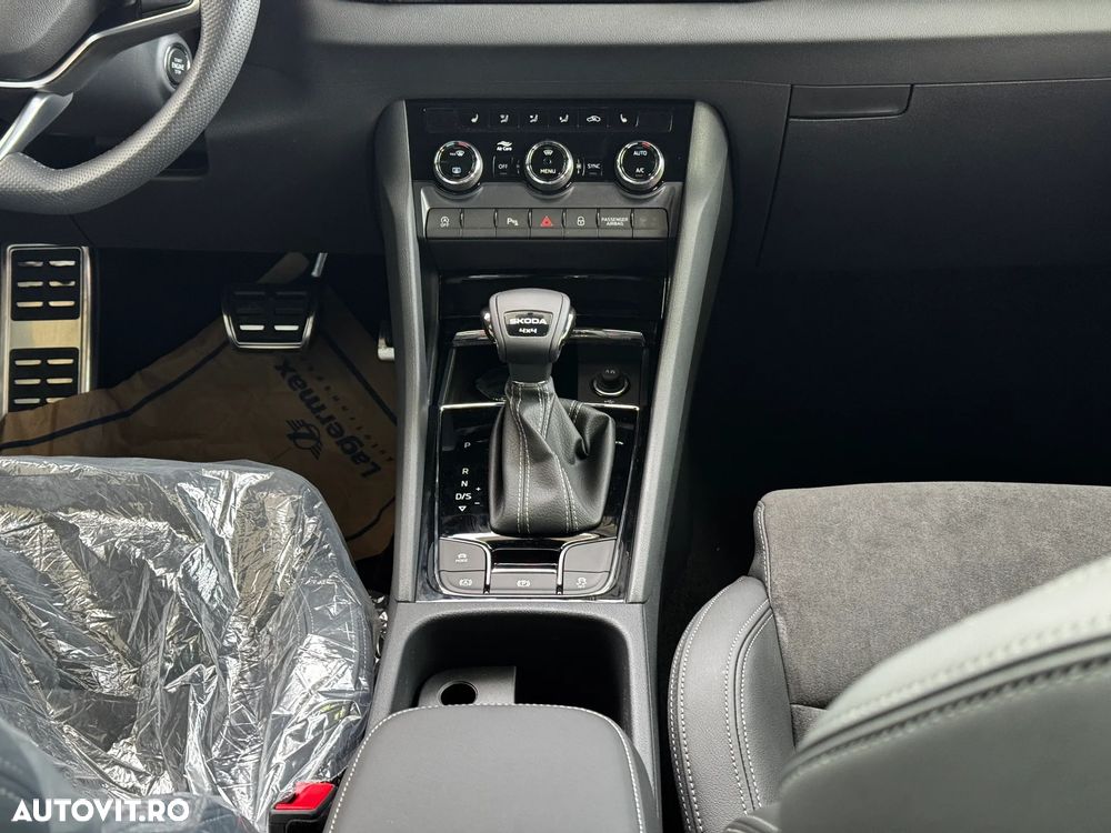 Skoda Karoq 2.0 TSI 4X4 DSG SportLine - 20