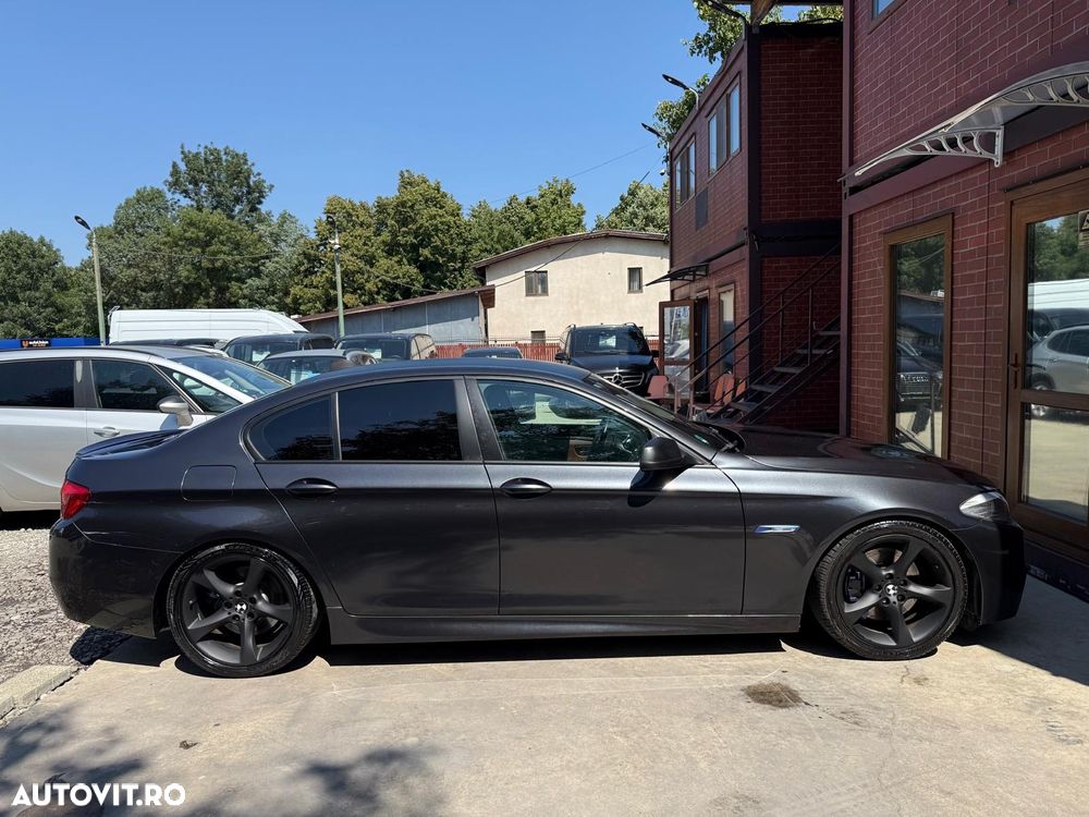 BMW Seria 5 520d - 27