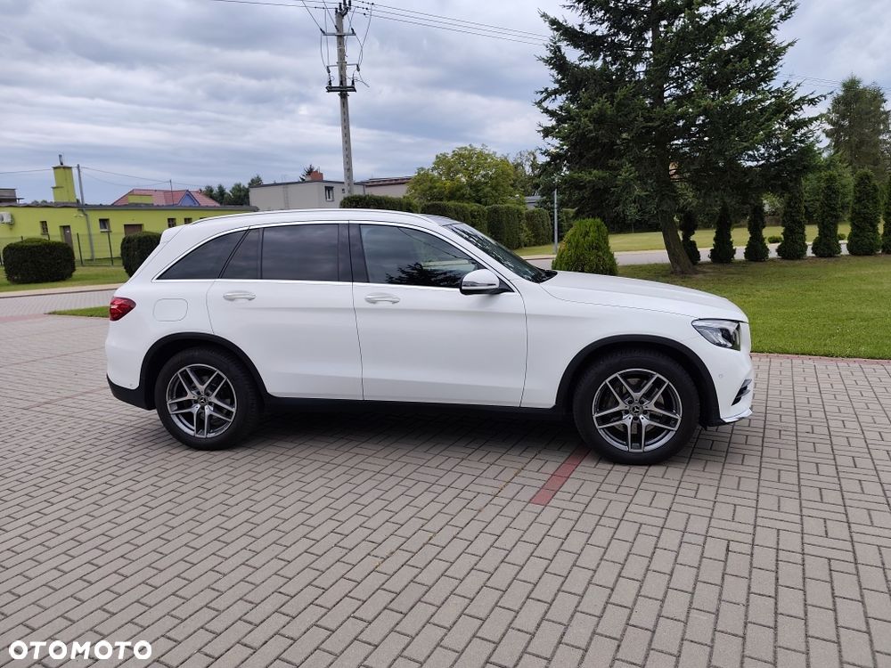 Mercedes-Benz GLC - 7