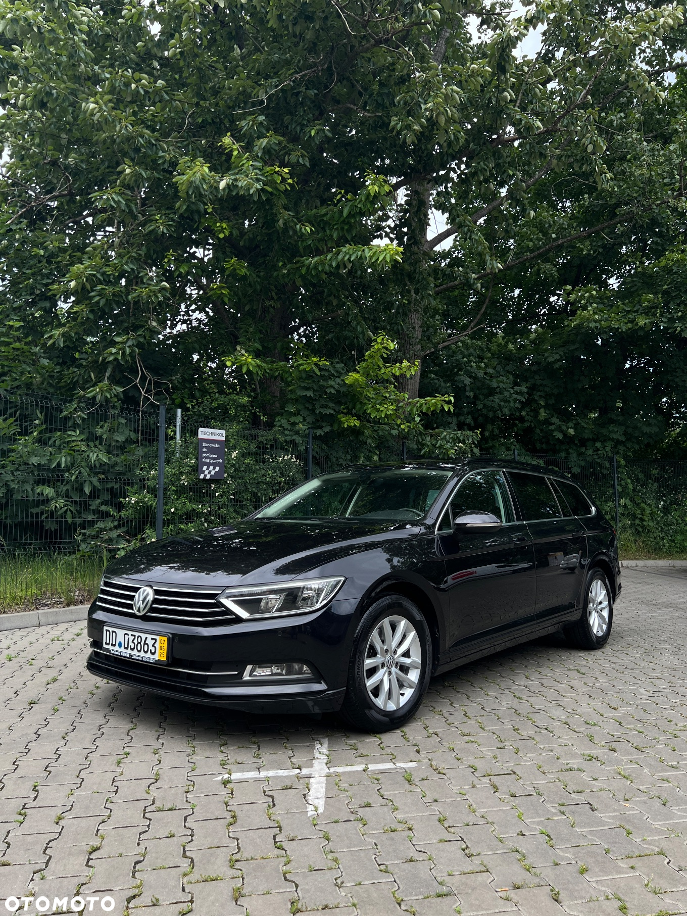 Volkswagen Passat Variant 1.6 TDI (BlueMotion Technology) Comfortline - 3