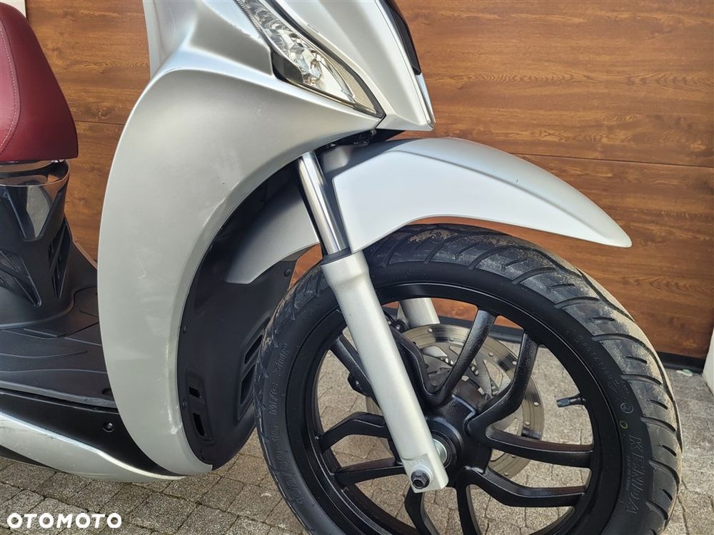 Kymco People - 25