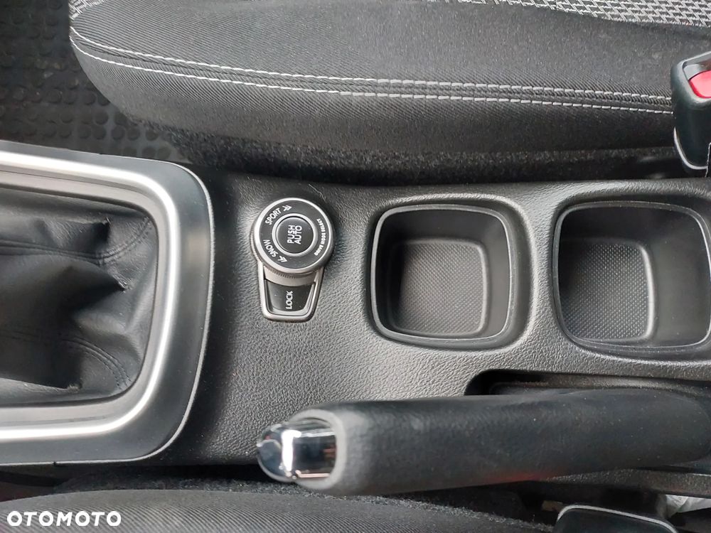 Suzuki SX4 1.6 Comfort Plus 4WD - 8