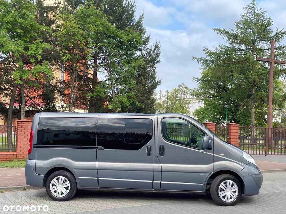Opel Vivaro - 14