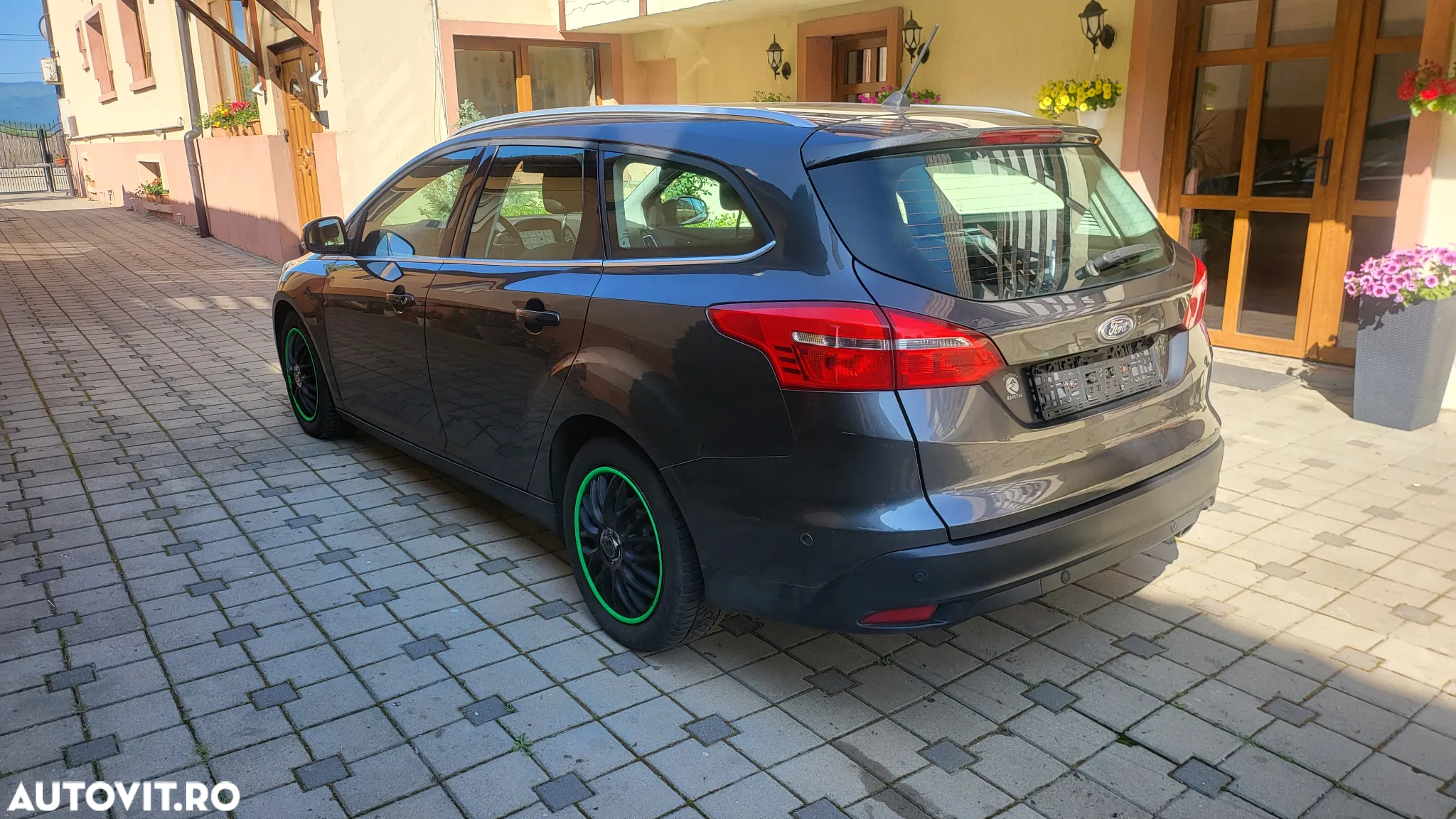 Ford Focus 2.0 TDCi DPF Aut. Titanium - 37