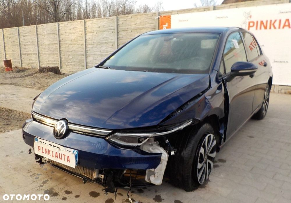 Volkswagen Golf - 10