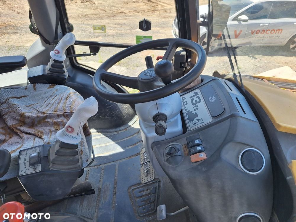 JCB 4Cx 4X4 - 27