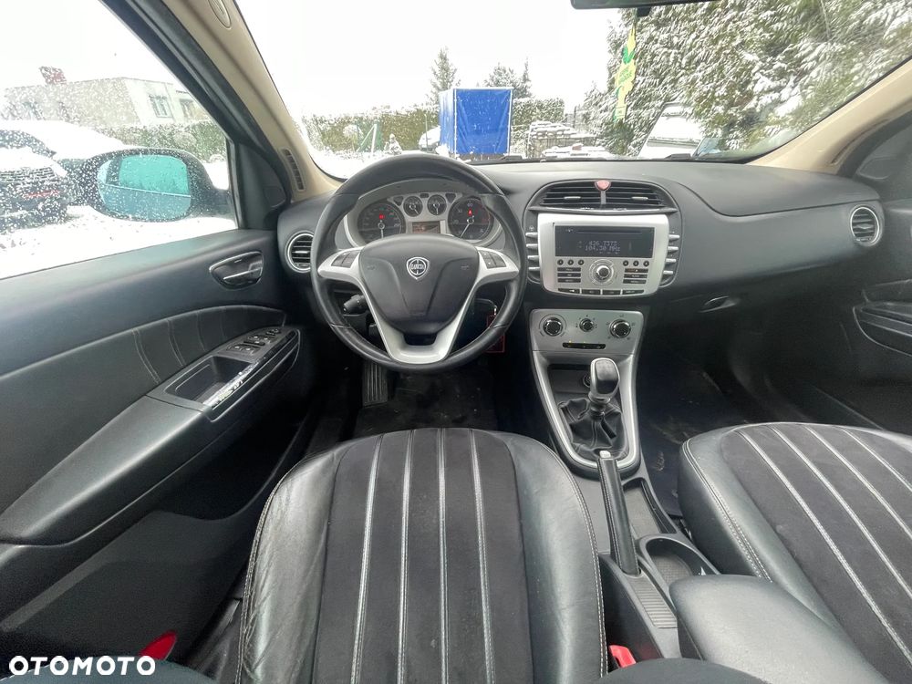 Lancia Delta 1.6 MultiJet 16v Silver - 9