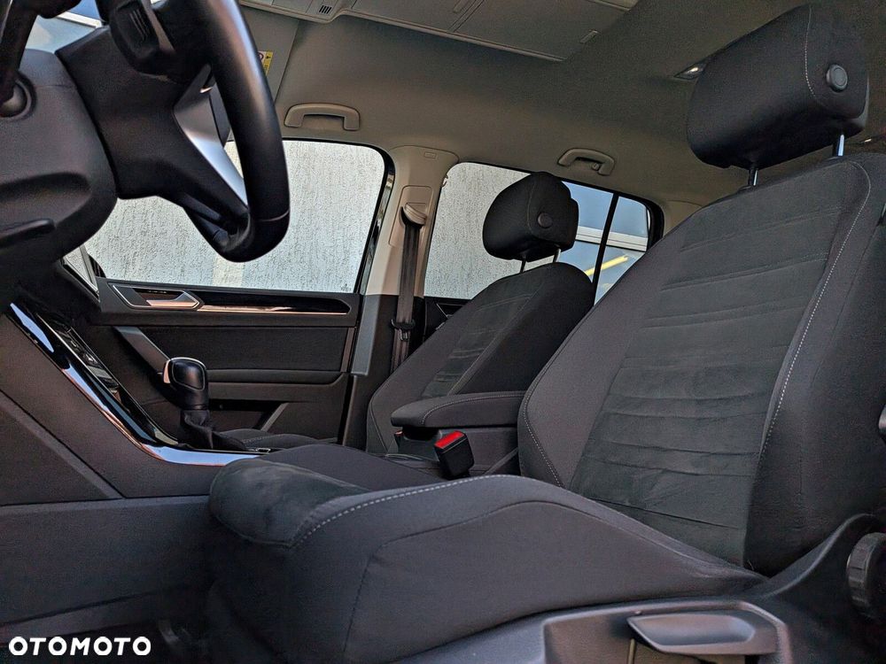Volkswagen Touran 2.0 TDI BMT Highline DSG - 9