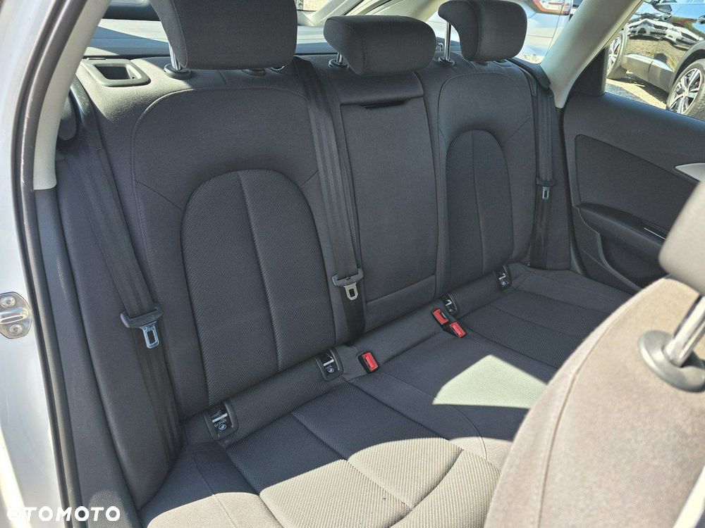 Audi A6 Avant 2.0 TDI ultra S tronic - 13