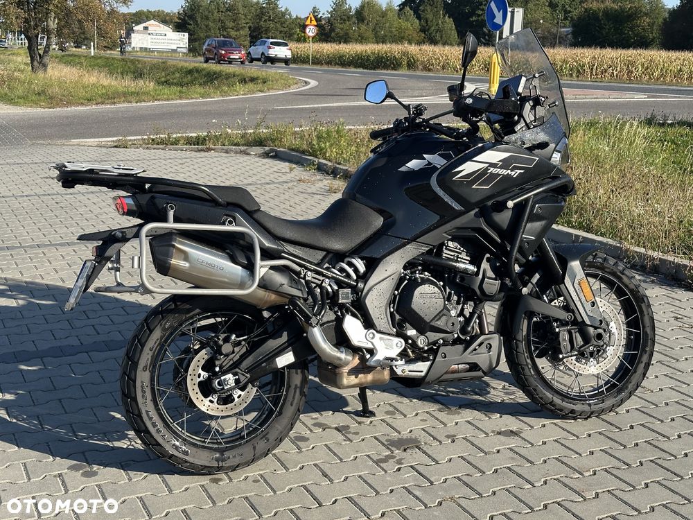 CFMoto 700MT - 2