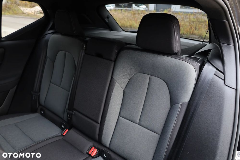 Volvo XC 40 T4 Recharge DKG Plus Dark - 23