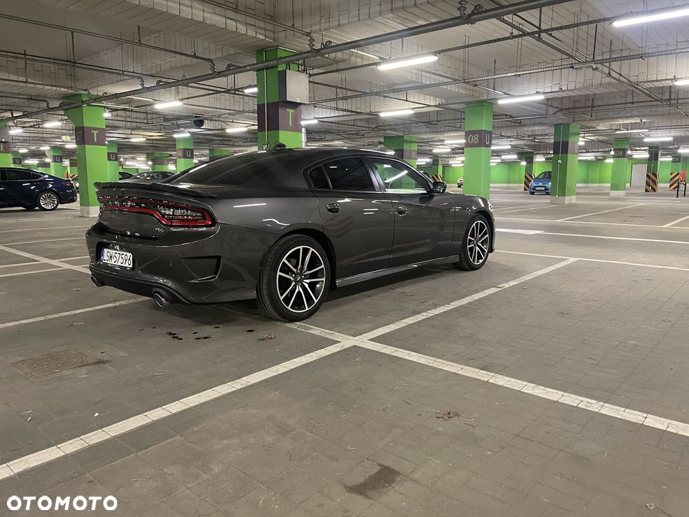 Dodge Charger 5.7 R/T - 15