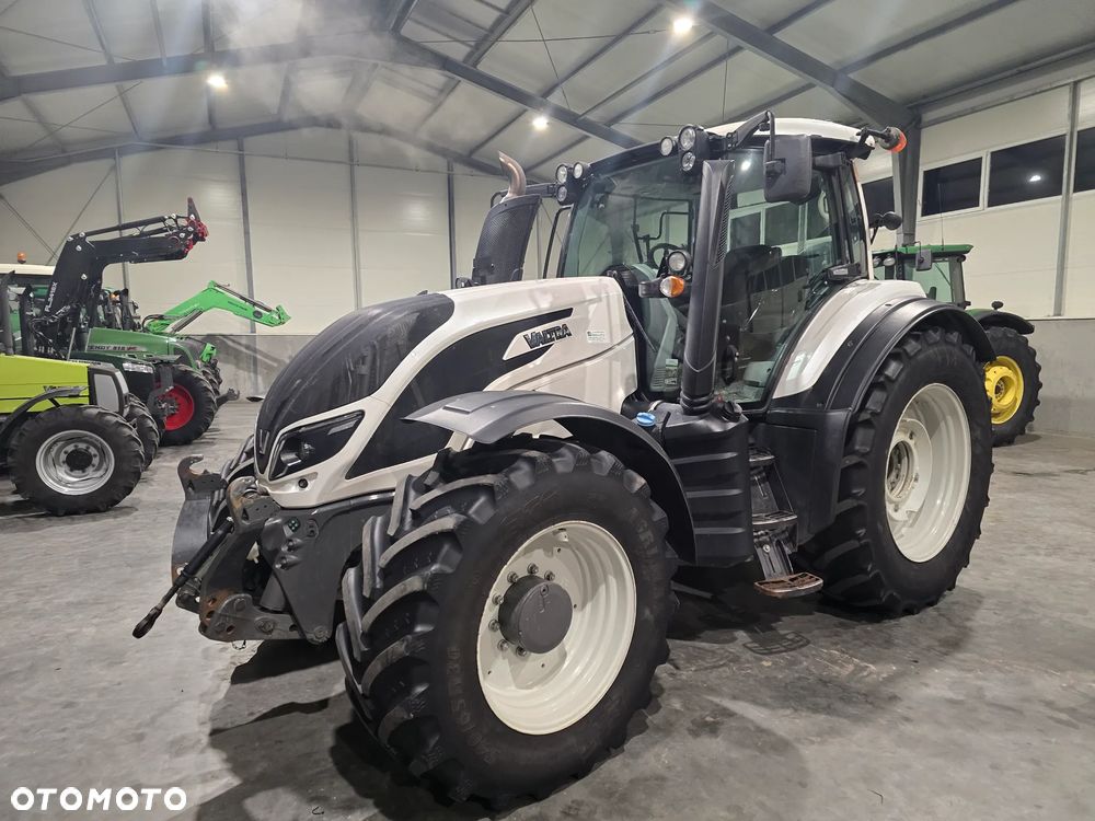 Valtra T 174S - 2