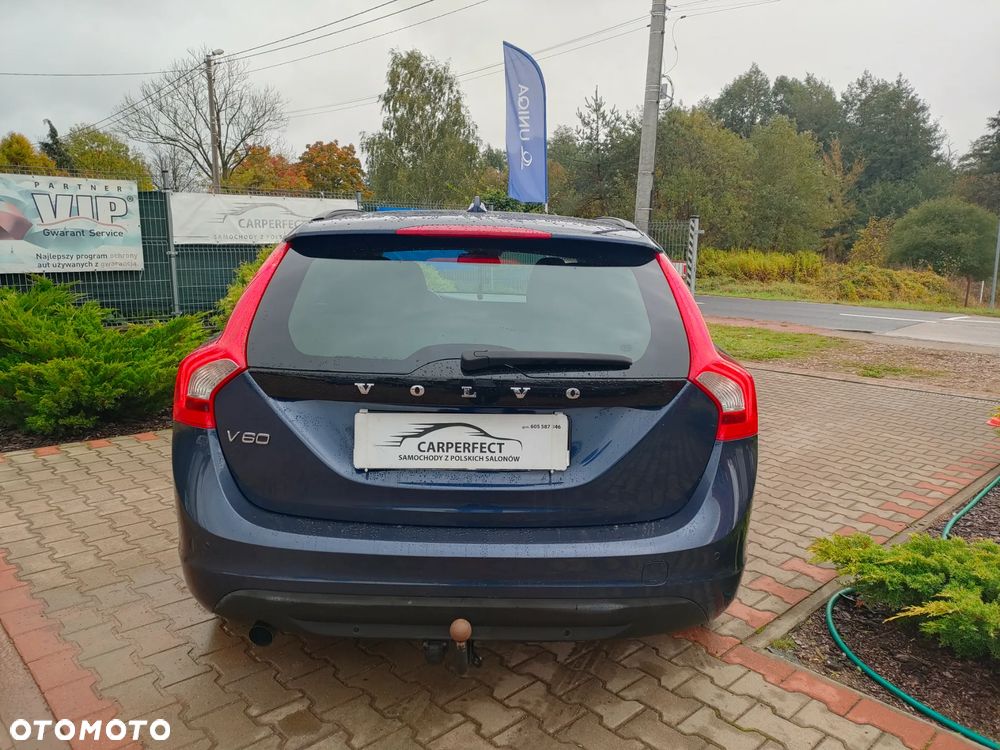 Volvo V60 D3 Geartronic Momentum - 2
