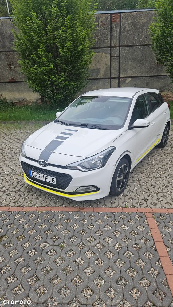 Hyundai i20 blue 1.2 YES Gold - 11