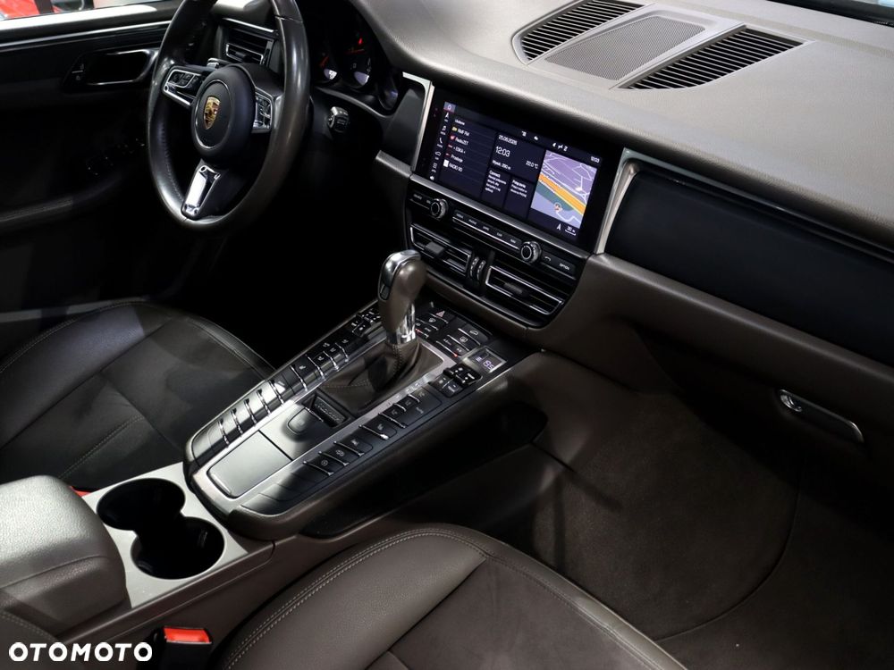 Porsche Macan PDK - 16
