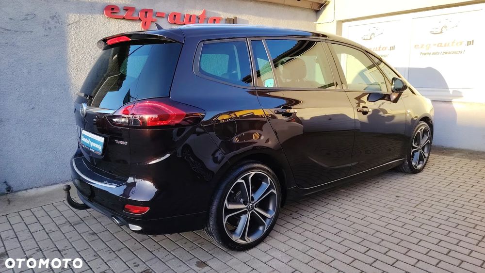 Opel Zafira 1.6 T SIDI Cosmo S&S - 4