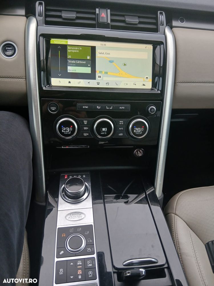 Land Rover Discovery 2.0 L SD4 HSE - 12